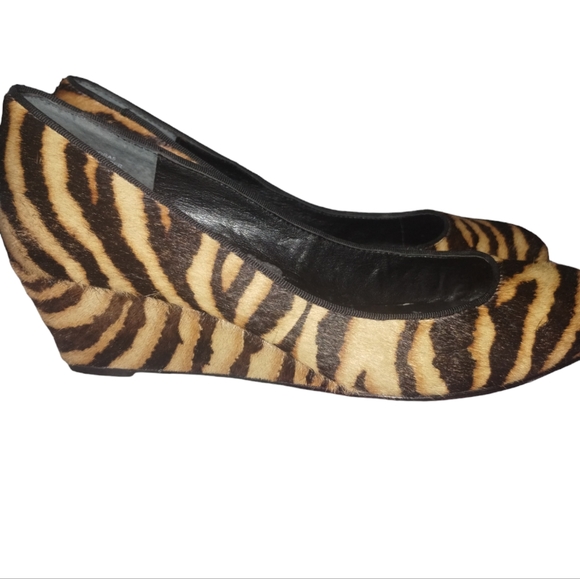 Rachel Roy Zebra tiger Print fur Wedge shoes size 7.5 - Picture 4 of 10